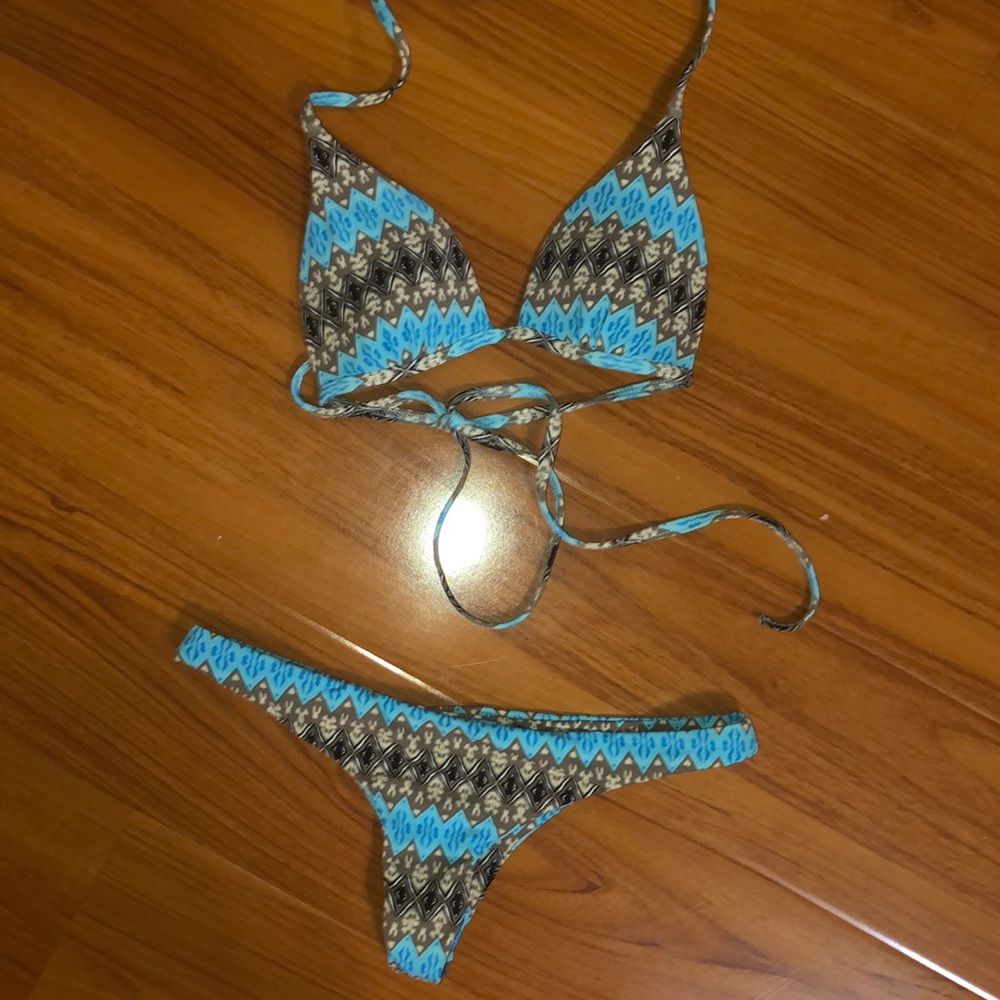 Never worn before Frankie’s Bikini - size SMALL